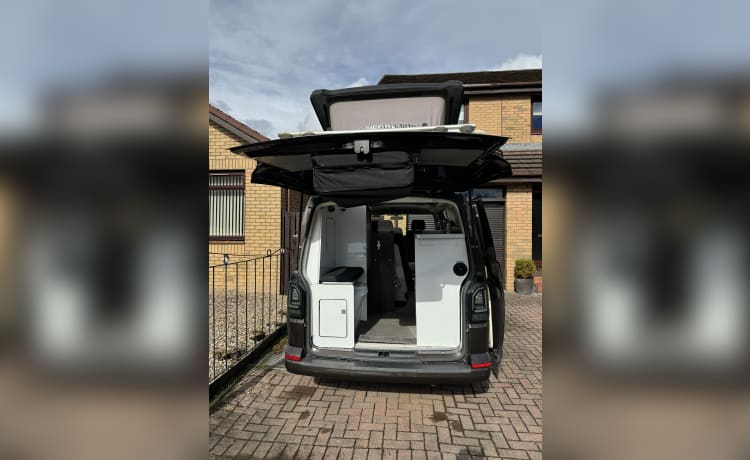 Smudger – 3 berth Westfalia campervan from 2017