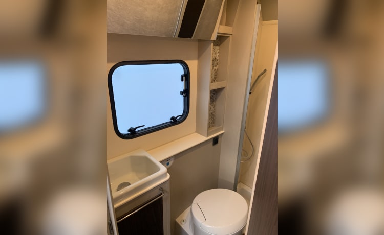 rent my campa – rimor 12p 4/6 berth