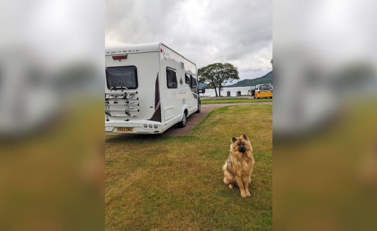 The Bucko – Capucine Autotrail 4 couchages à partir de 2023