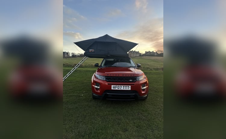 Dora the explorer  – Land Rover Evoque with tentbox (4people)