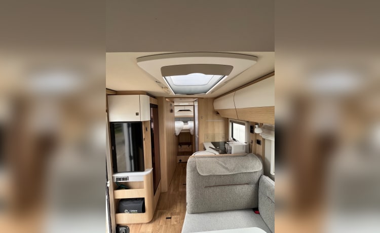 Luxe Mercedes-Benz Hymer automaat