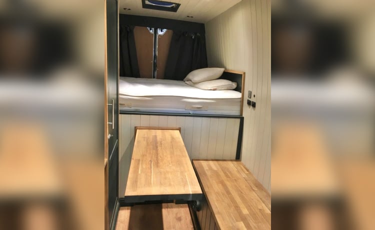 Nicky – 2 berth spacious Citroën van 2013