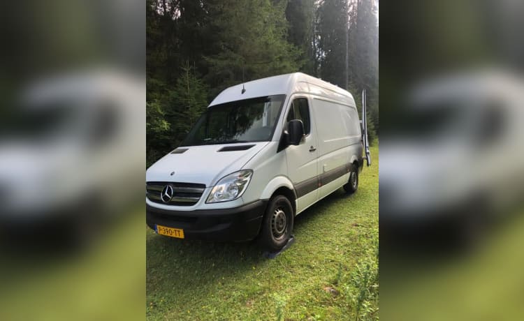 Bennie – 2p Mercedes Sprinter Ombouw