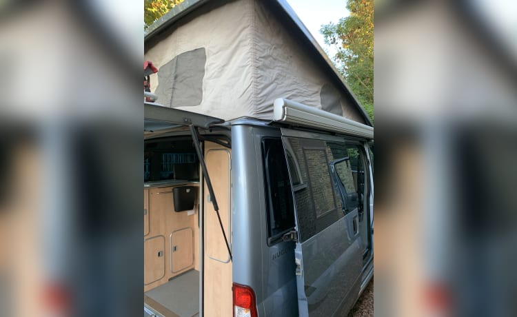 De Nugget – 4p Ford campervan from 2008