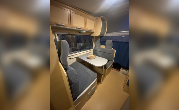 Giusy – Comfortabele camper voor 6 personen