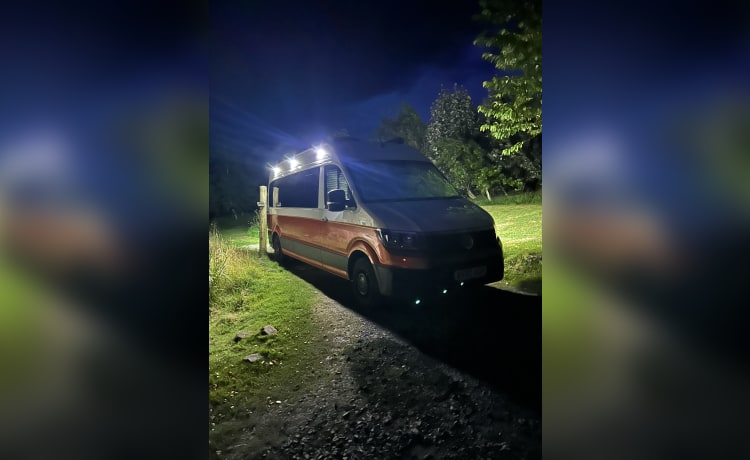 The Tangerine Dream – 2 berth Volkswagen Crafter from 2021