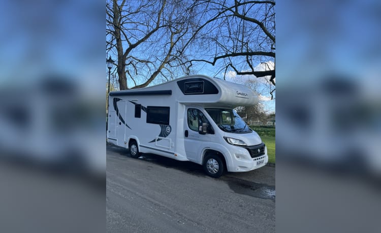 Brand New - Motorhome to Hire - 7 belts 7 berth Chausson 2024