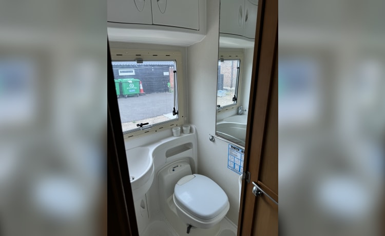 Cruz – 6 berth Fiat Ducato CI from 2004