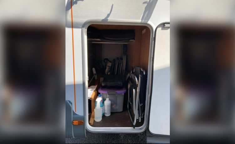 Weinsberg, camping-car de luxe 4p