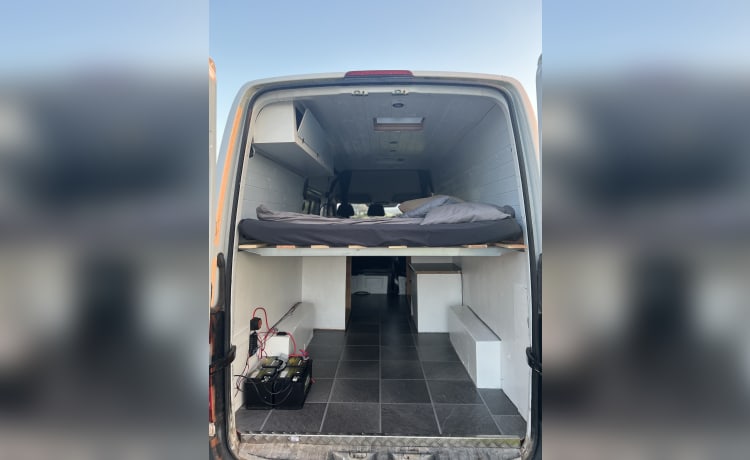 Monty – 2 berth Mercedes-Benz campervan from 2014