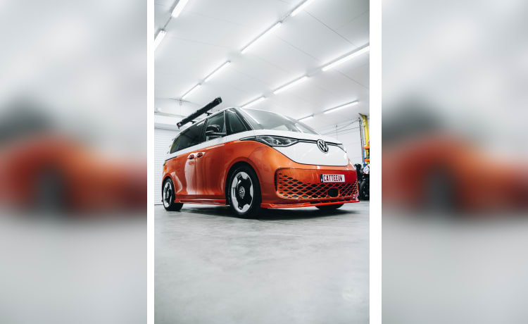 2p Volkswagen campervan uit 2024