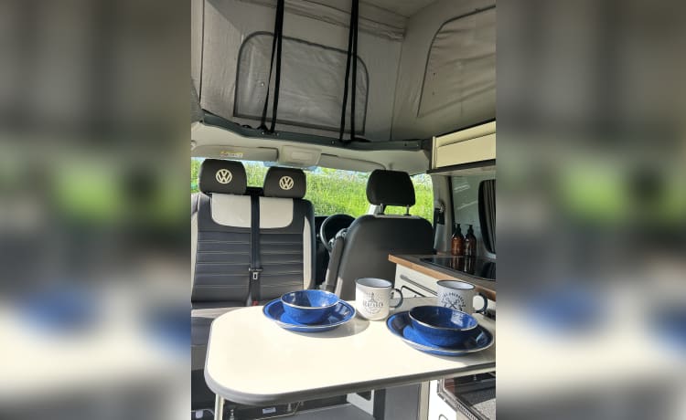 VW T6.1 Wohnmobil mit 4 Schlafplätzen 