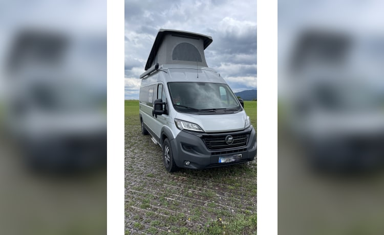 Mounty – Mountaineer Camper