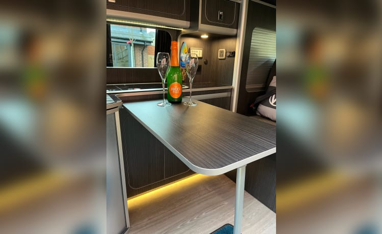 T6 Travis – 2019 5 seat/4 berth VW transporter Campervan