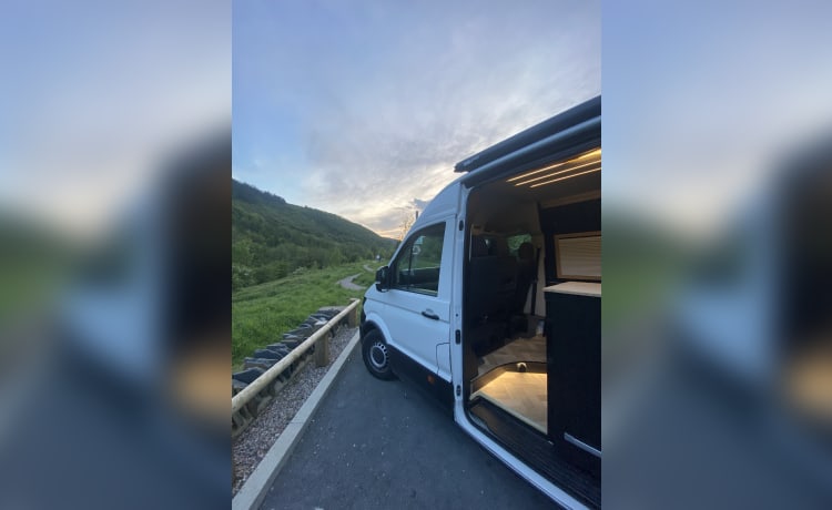 Hunter – 5 berth Volkswagen Crafter