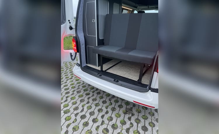 Volkswagen campervan uit 2018 inbouw 2024