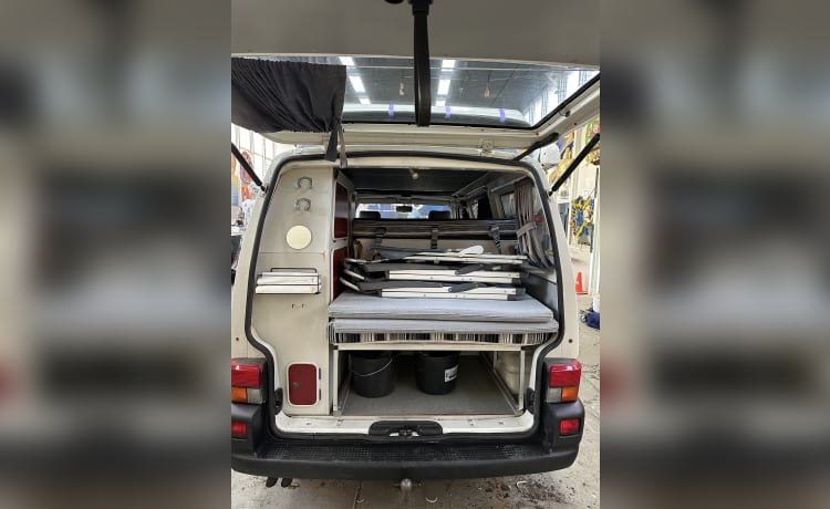 het witte schaap – 4p Volkswagen campervan uit 1997