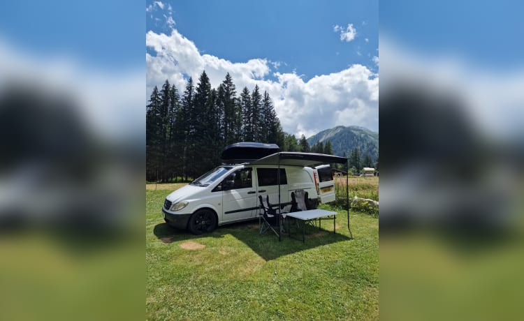 Danny de Vito – 2 berth Mercedes Vito Campervan 