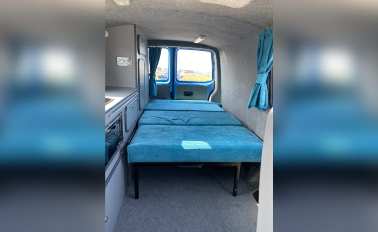 Bluey – 2-persoons Volkswagen campervan uit 2008