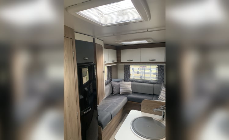 Bertha – Motorhome Swift 6 posti letto