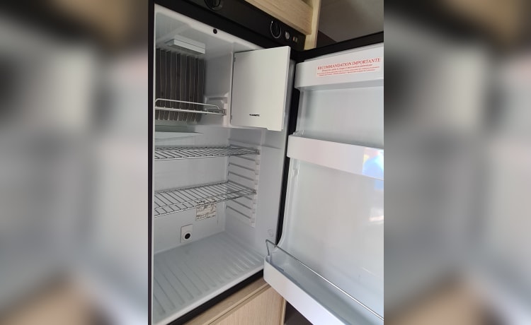 Camperlife – 4p Chausson bus uit 2019