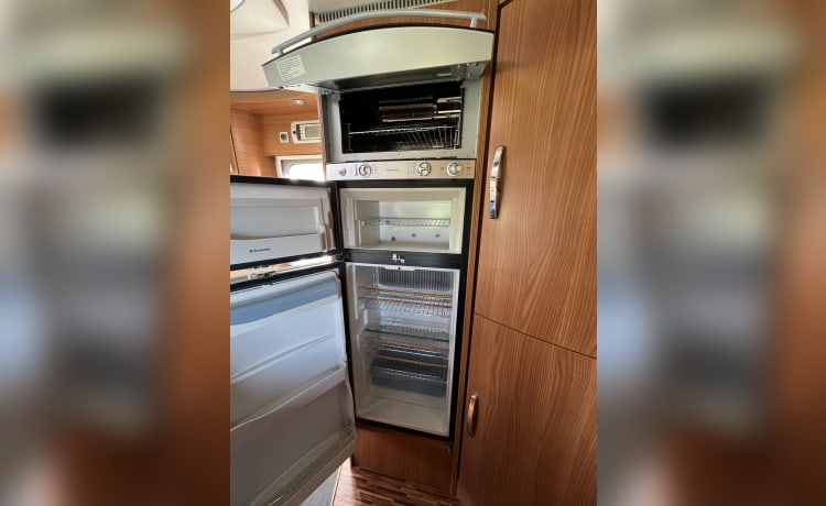 Guapo – Fantastische luxe camper Hymer B694SL