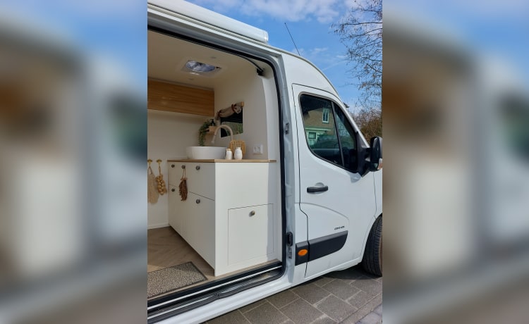 Buscampr – Nieuwe, off-grid, complete en comfortabele 'Buscampr' voor 2 personen