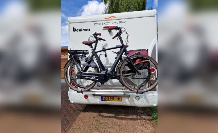 Benimar Cocoon – Mooie, luxe 4/5 pers Camper met fietsendrager