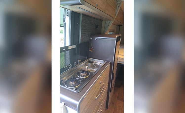 Hymer buscamper 4 persoons