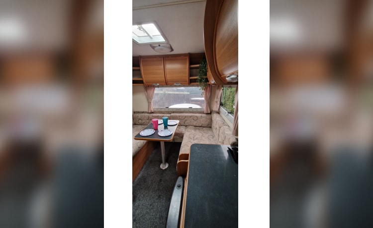 Boblet – 6 berth family motorhome