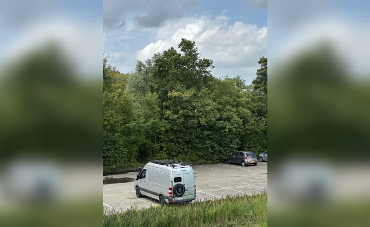 Abenteuer auf Rädern! Geländegängiger Mercedes Sprinter im Eigenbau