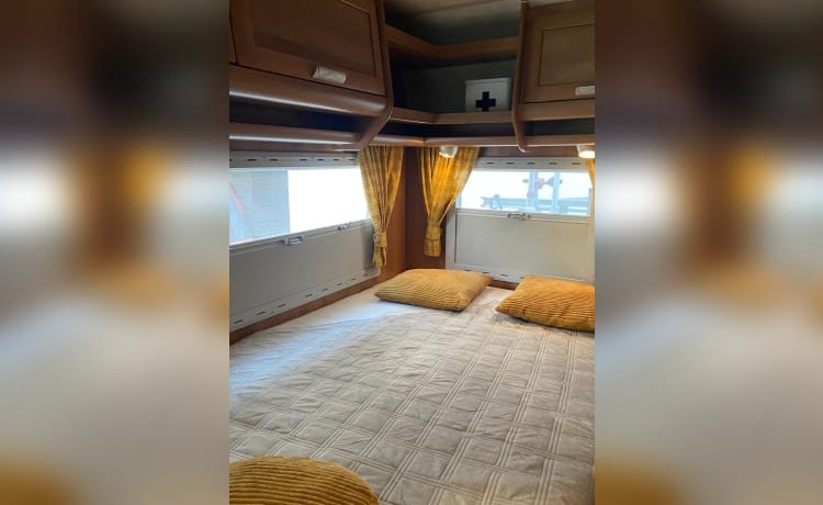 Hoogseizoen nog open  – Camping-car confortable, spacieux et soigné avec de nombreuses options