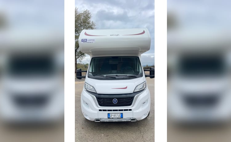 ITA CAMPER – Camping-car mansardé - 6 places