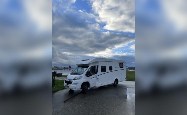 Top Camper Dethleffs Trend en parfait état