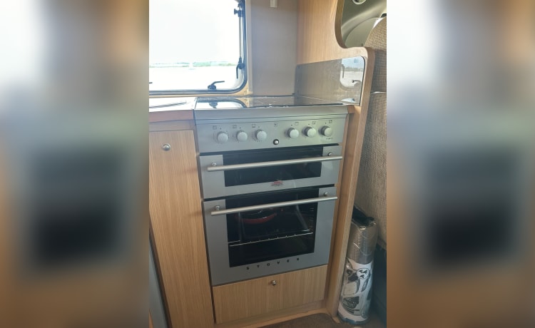 BARRY – 4 berth Fiat bessacar from 2009