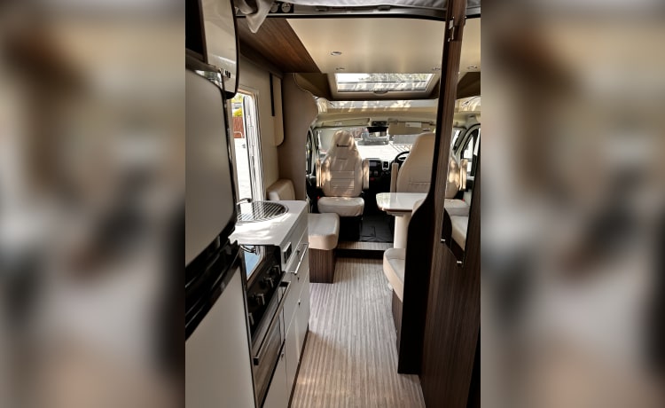Millie – 4 berth Benimar 2017