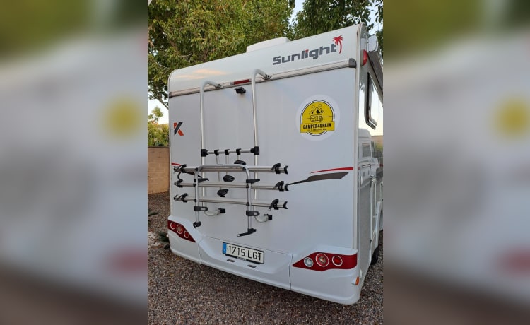 Camper4spain – 4p Sunlight Fiat semi-intégré 2020 Espagne, Malaga FLY AND DRIVE