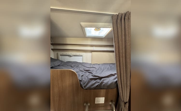 The Adventurer MK2 – 6 Berth Ford Chausson 626 2016