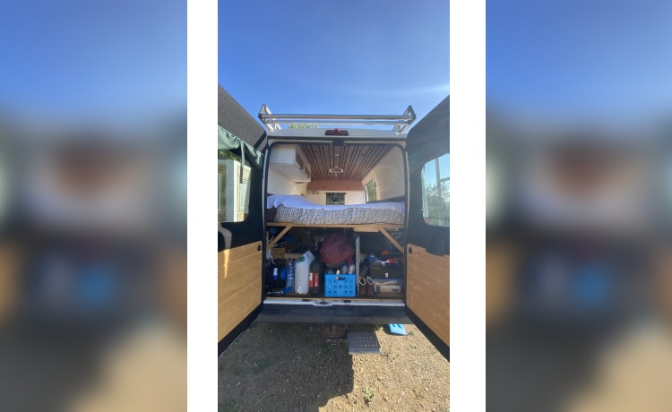 Marty – Unieke Citroën Jumper zelfbouw campervan uit 2009 (2 personen)