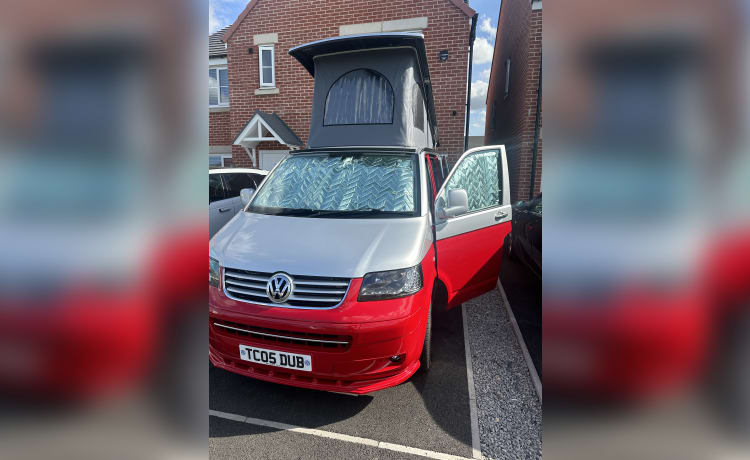 Gingie  – Volkswagen camper met 4 slaapplaatsen