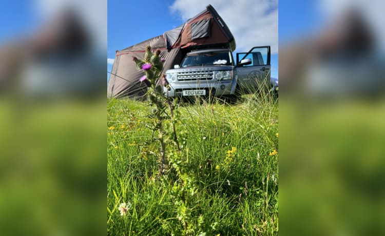 Disco – Land Rover Discovery 4 + iKamper Rooftop Tent