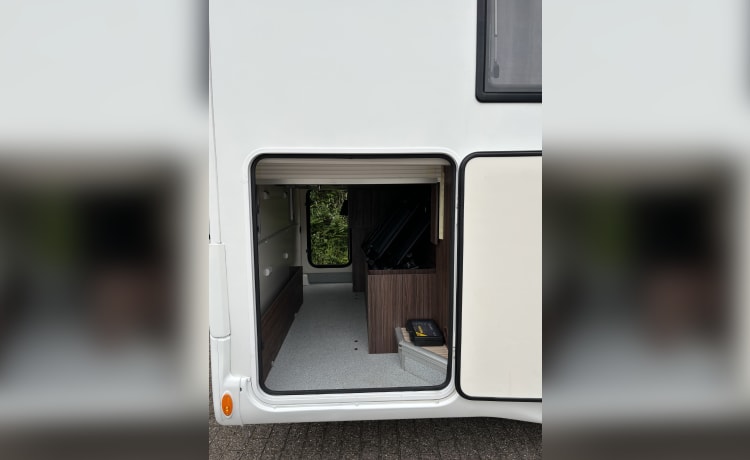 Benimar Tessoro 497 bj:2020  – 4p Benimar Tessoro 497 semi-integrated uit 2020 AIRCO in NIEUWSTAAT!