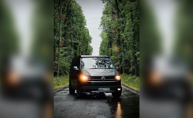 Nelly – 4-persoons VW T6-camper uit 2017