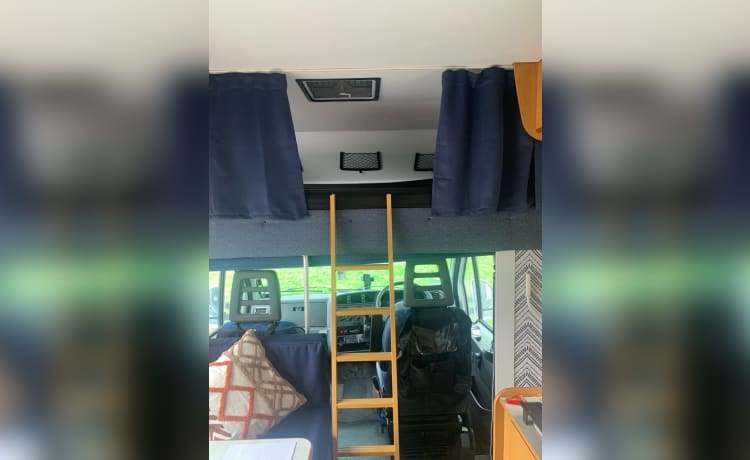 Nevis – Tolles Familien-Wohnmobil mit 5 Schlafplätzen von Fiat