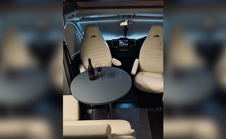 Bluff – Luxury 4 berth Laika Kosmo Motorhome / Camper - Brand New 2024 - Automatic