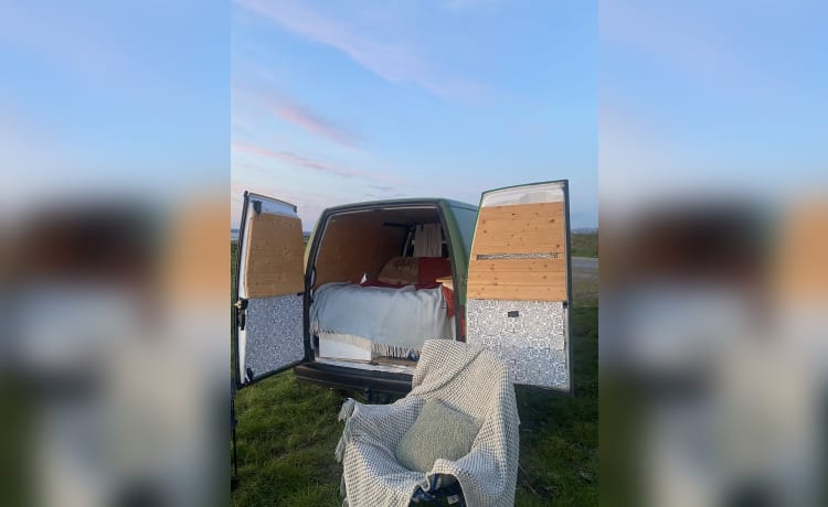 Olive – Fiat-camper met 3 slaapplaatsen uit 2005