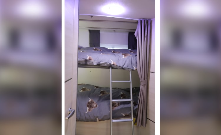 Morris the Motorhome – 5 berth Chausson semi-integrated from 2021