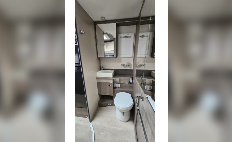 4p Chausson semi-integrato del 2019