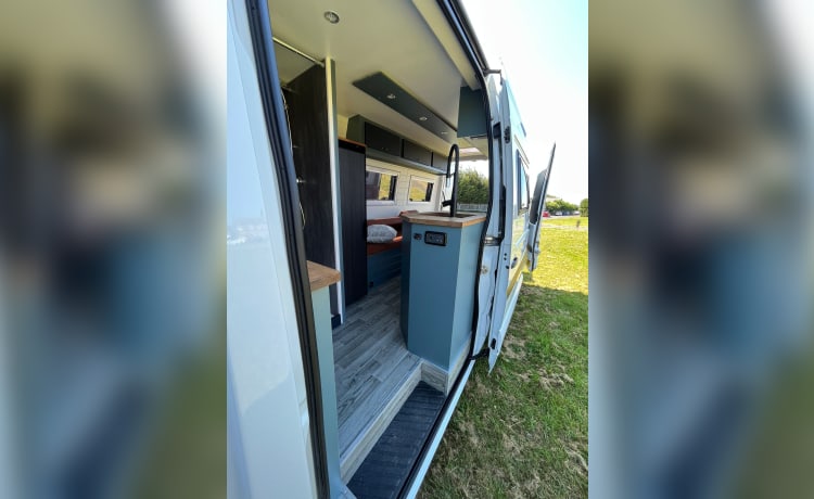 blitz – 3 berth Mercedes sprinter camper