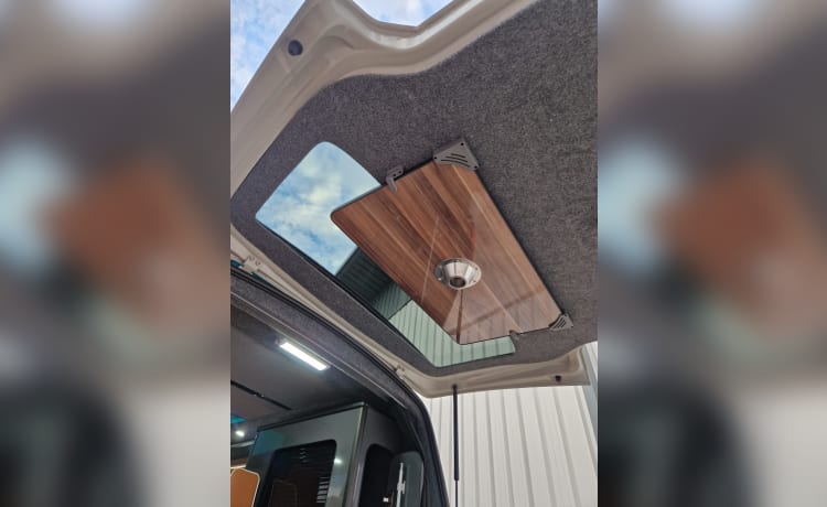 Opal – Nieuw omgebouwde Volkswagen camper